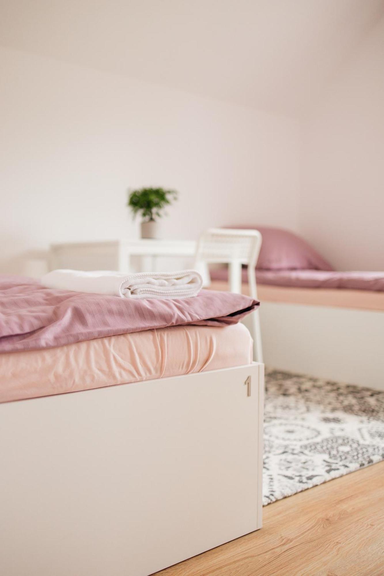 Girls Willa Krakow Bagian luar foto